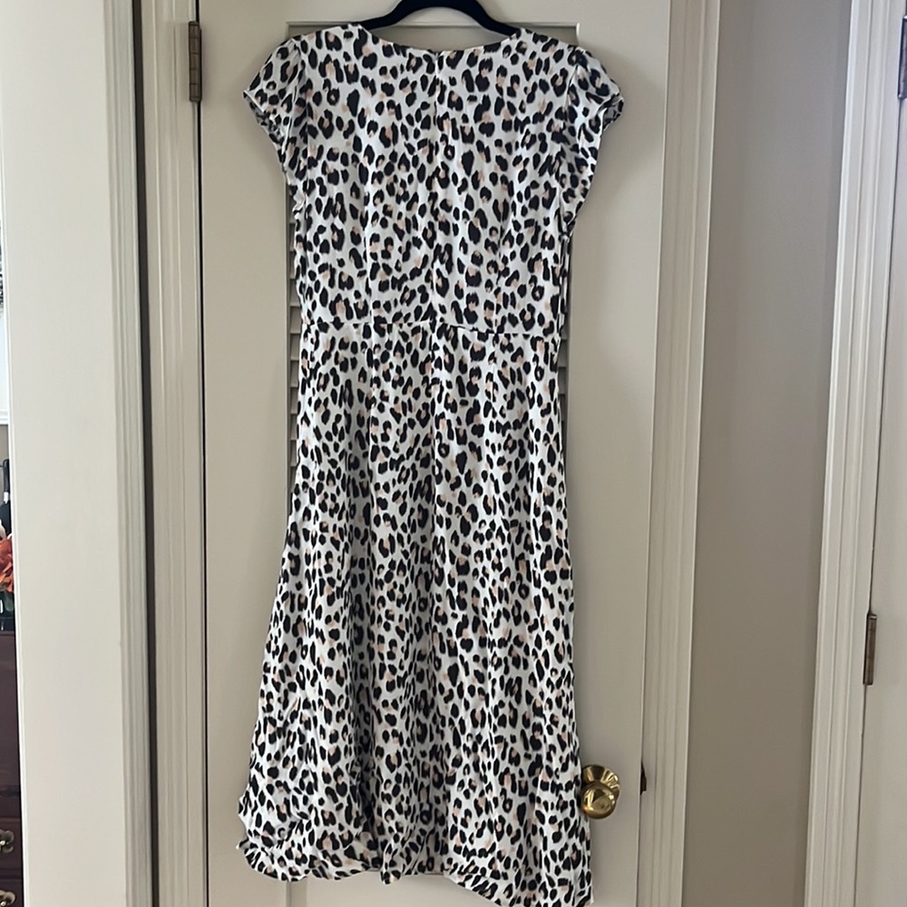 Animal print midi dress size 2…new without tags
